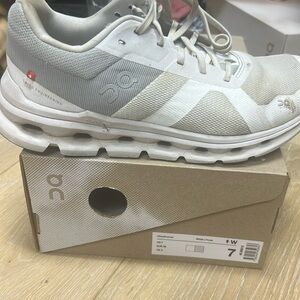 White ON Cloudrunner tennis shoes